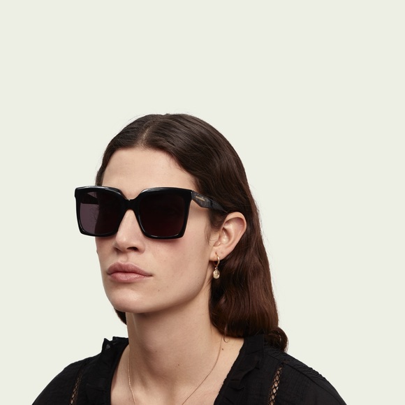 Scotch & Soda Sunglasses - Holly Oversized Sunglasses - Picture 2 of 11